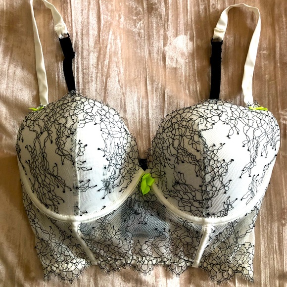 Victoria's Secret Other - NWT Victoria's Secret White and Black Lace Long Line Bra 34DD Very Sexy Demi 34E